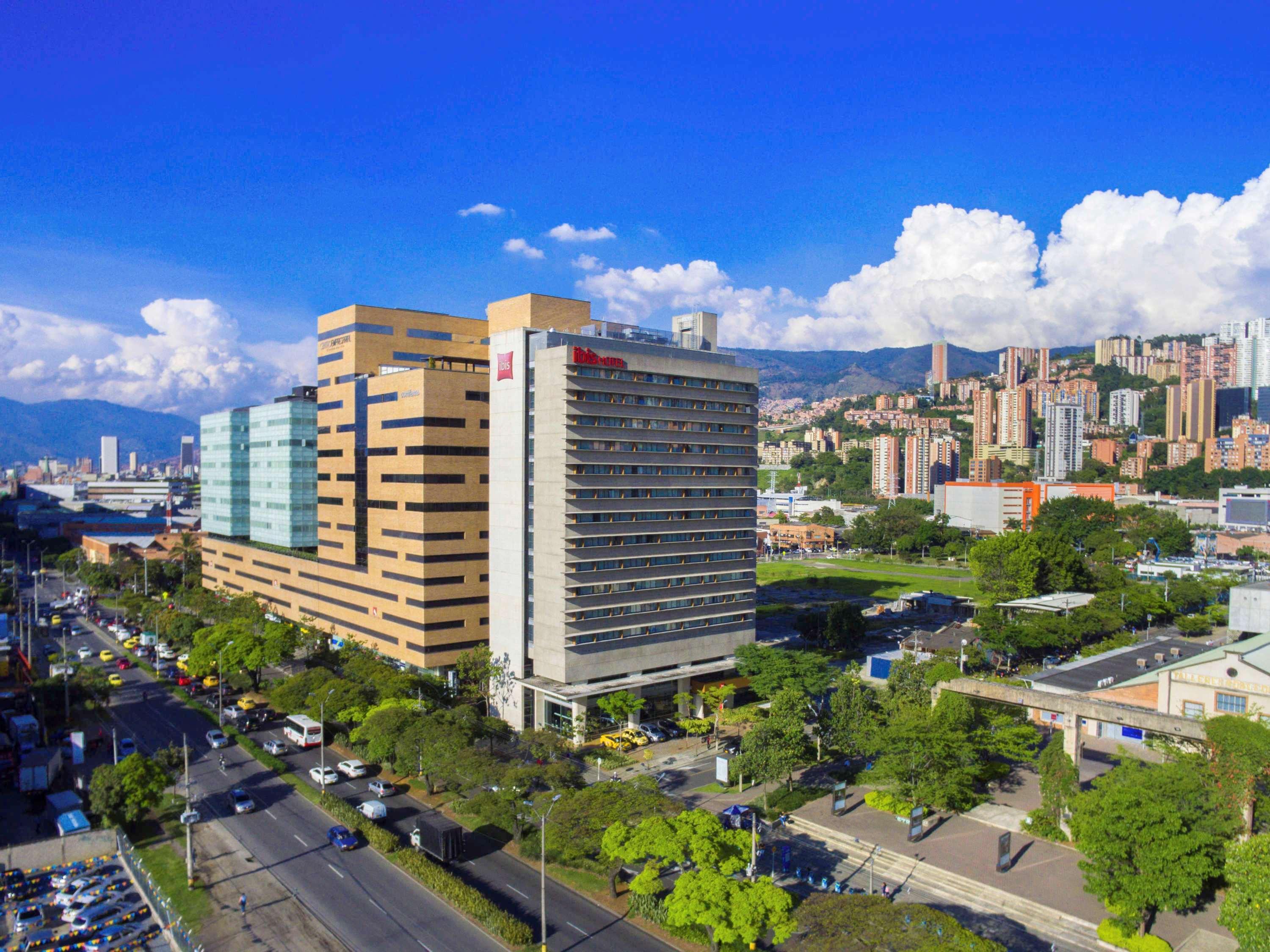 Ibis Medellin Hotell Exteriör bild