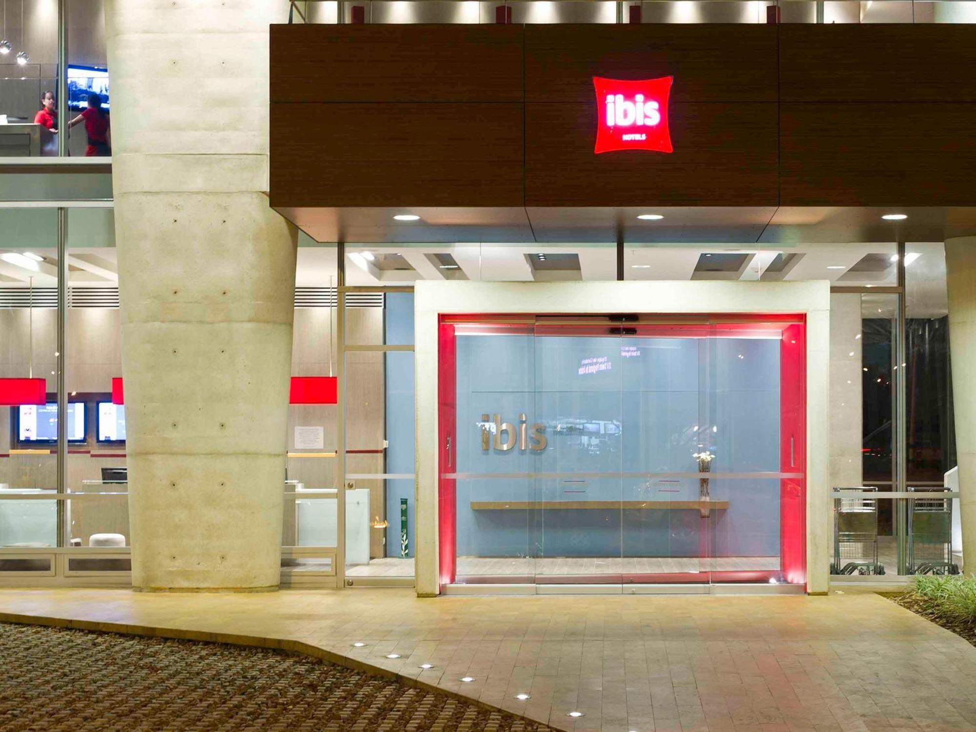 Ibis Medellin Hotell Exteriör bild