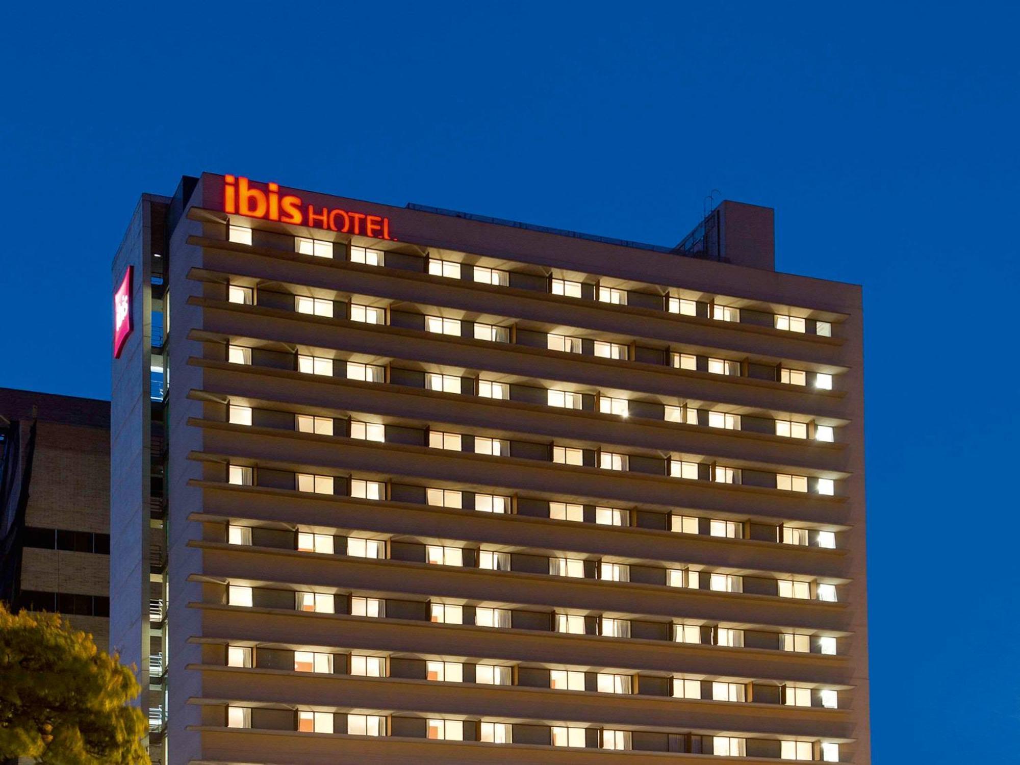 Ibis Medellin Hotell Exteriör bild