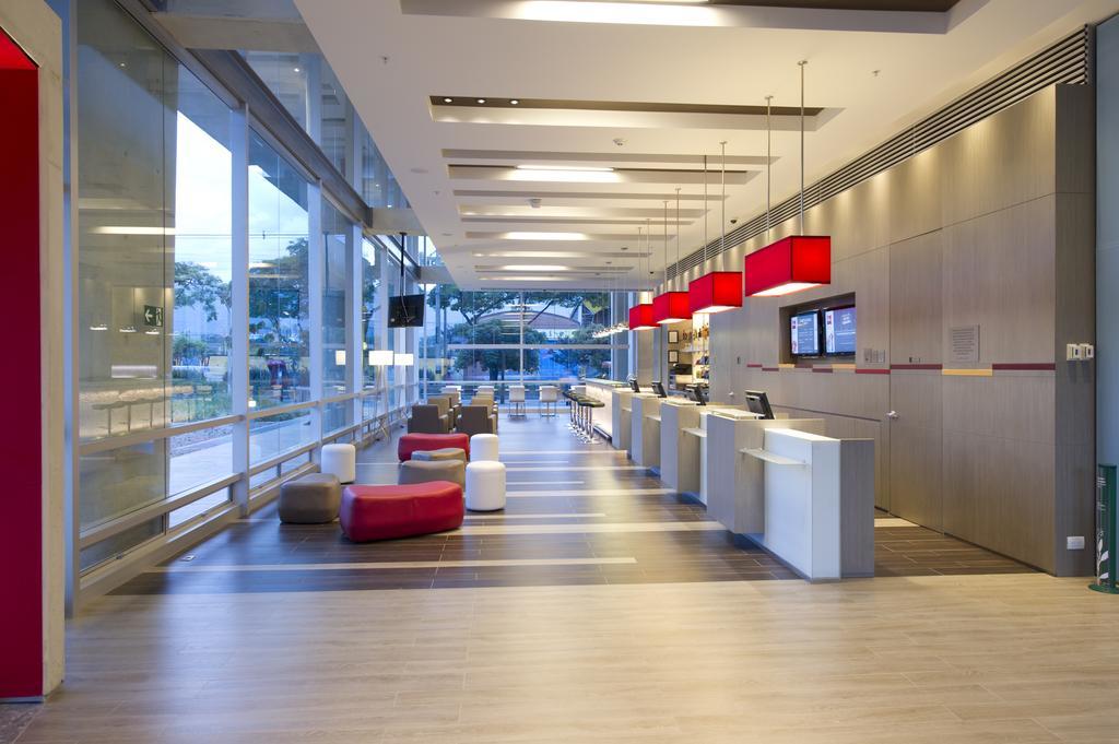 Ibis Medellin Hotell Exteriör bild