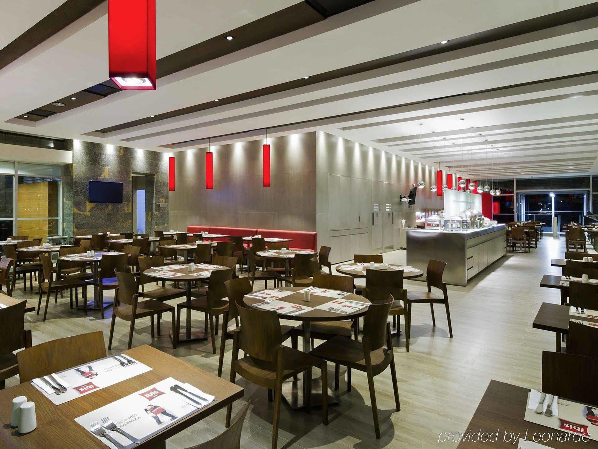 Ibis Medellin Hotell Exteriör bild