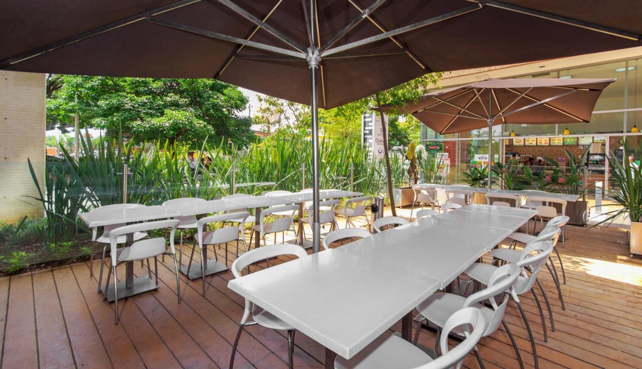 Ibis Medellin Hotell Exteriör bild